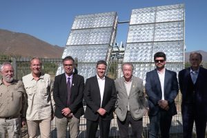 El Centro De Energía De La Universidad De Chile Y Fraunhofer Chile Inauguraron El Primer Proyecto Demostrativo De Concentración Fotovoltaica.